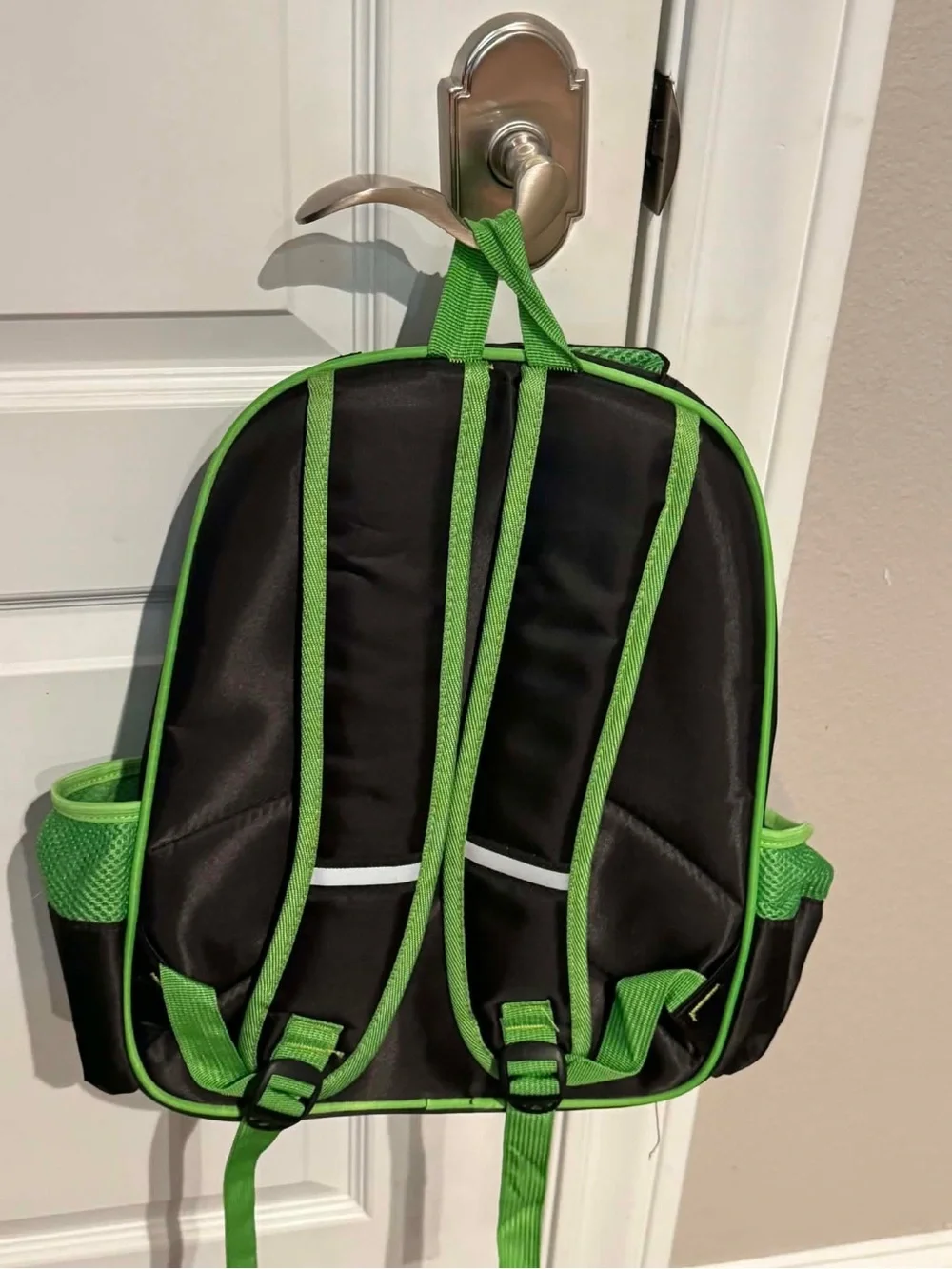 Star Wars Kids Backpack in Black and Green with Galactic Character